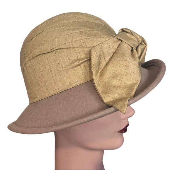 Whittall & Shon Designer Derby/Church Purple Hat Wide Brim w Bow main image 6